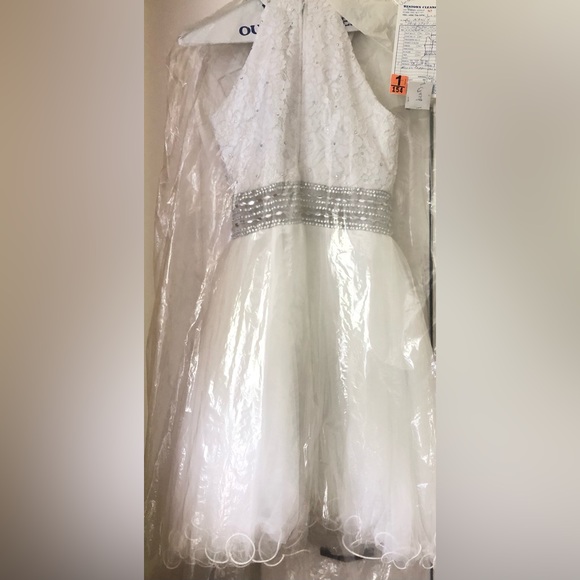 ‘The Perfect Dress’ White Halter Style with Sequins - Picture 3 of 4